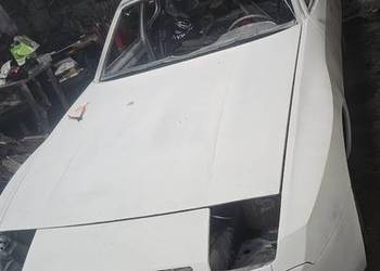 Porsche 924 z body kit 944 turbo laminat samochód do dokończenia Porsche 924 z body kit 944 turbo laminat samochód do dokończenia