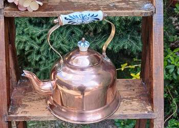 Miedziany czajnik pojemność 1,5 litra - sygnowany.