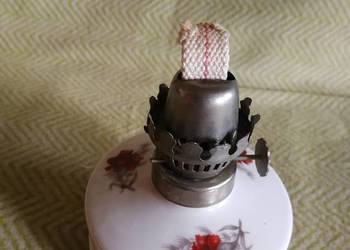 Porcelanowa lampa naftowa Chodzież PRL retro