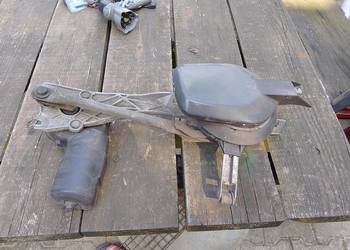 mercedes 124 silniczek wycieraczek przód