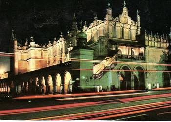 KRAKÓW RYNEK GŁÓWNY SUKIENNICE 1