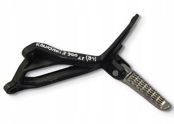 LEWY TYLNY SET PODNÓZEK PASAŻERA Kawasaki Z900 Z 900 19-24 uchwyt tył