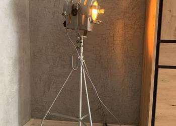 Lampa filmowo teatralna PRL 1963 r Vintage loft industrialna