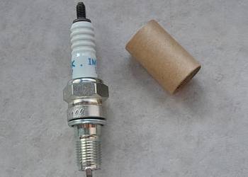 Świeca zapłonowa Motocyklowa Irydowa Ngk IMR8C-9H nowa outlet