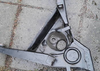 Oryginalny,fabrycznie nowy wahacz tył do Fiata 126p