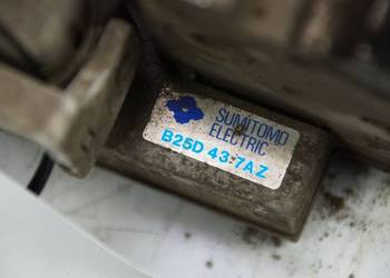 POMPA ABS HAMULCOWA MAZDA 323F B25D437AZ POMPA ABS HAMULCOWA MAZDA 323F B25D437AZ