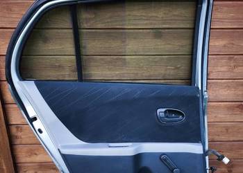 Drzwi lewe tylne Toyota Yaris II 2006 5D