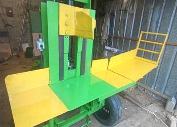 Łuparka hydrauliczna pionowa sprinter 9ton