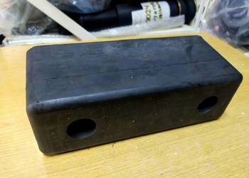 Odbojnik gumowy dojazdowy 255x90x100 dwa otwory