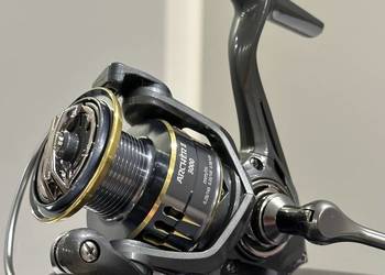 Kołowrotek spinningowy Sea Knight 3000 ,plecionka - 8 splotowa GRATIS