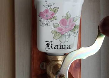 Młynek do kawy z hibiskusem