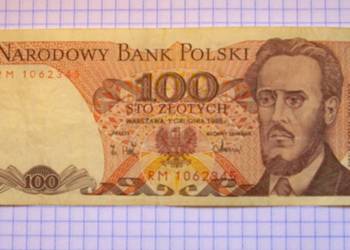 BANKNOT - 100 ZŁOTYCH 1988 ROK ( SERIA : RM : 1062345 )