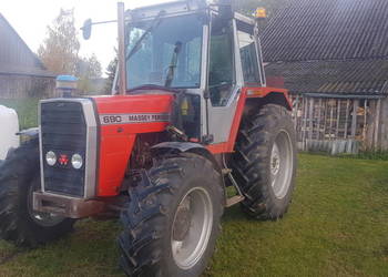 Ciągnik Massey Ferguson 690 turbo z turem.