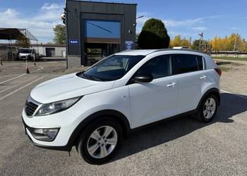 Kia Sportage 1.6 BENZYNA Klimatronik Nawigacja Kamera Ledy Tempomat HAK