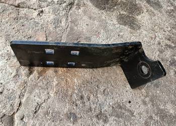 Uchwyt skrzynki John Deere R214221 (R204541) 5620, 5720, 5820, 5080M/R