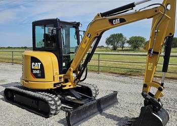 Minikoparka Caterpillar 304E2 CR