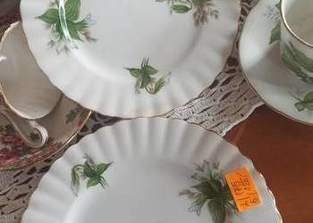 Talerzyk śniadaniowy Royal Albert, „Paragon – Trillium”, 1900.  Filiżanka Talerzyk śniadaniowy Royal Albert, „Paragon – Trillium”, 1900.  Filiżanka