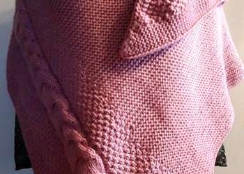 Chusta robiona na drutach