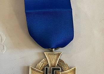 Krzyż niemiecki za 25 lat służby