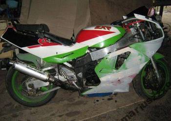 KAWASAKI ZXR 750 H 90r. CAŁA NA CZĘŚCI