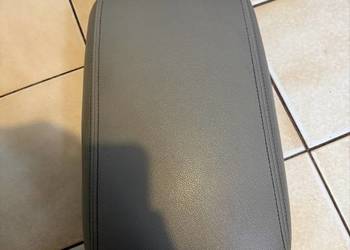 PODŁOKIETNIK KIA SORENTO III JASNY 15- ŁADNY