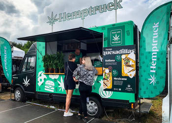 Food Truck Mercedes T1 Kaczka Food Truck Mercedes T1 Kaczka