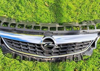 Grill Opel Astra J Lift 12-..