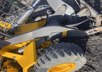 Volvo L30G - Zwolnica - Zwrotnica - Półoś - Skrzynia - Silnik - Siłowniki