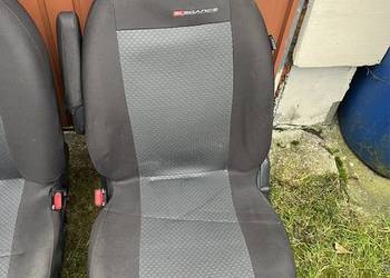 Fotele przednie Nissan micra k13