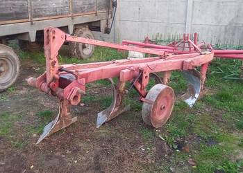 Pługi 4 skibowe w bdb stanie