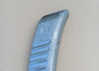 MERCEDES W126 LISTWA BŁOTNIKA LEWY TYŁ 1266900740