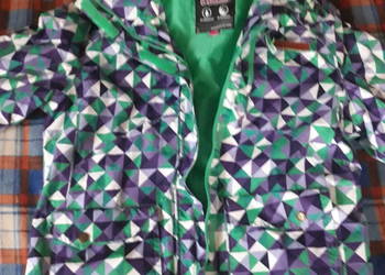 Sprzedam kurtkę narciarską z kapturem Sprzedam kurtkę narciarską z kapturem