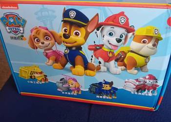 Nowy Zestaw Psi Patrol cztery pojazdy z figurkami + walizeczka