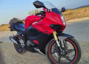 Hyosung gt125r