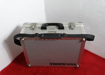 Klasyczna walizka RIMOWA Tropicana | Regulowane wnętrze | Pancerna ochrona