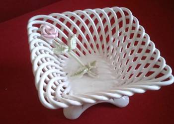 Ażurowy koszyczek z porcelany lata 80