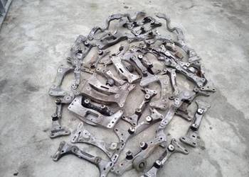BMW E39 E38 E46 E36 E90 E87 E60 E65  łapa wspornik skrzyni biegów
