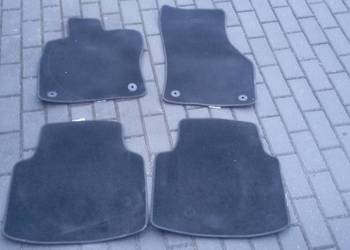 Dywaniki welurowe oryginalne Skoda Superb 3 III komplet