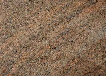 Granit MULTICOLOR RED 61x30,5x1 poler
