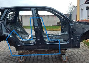 BMW G05 X5 3.0d 2019r SŁUPEK ŚRODKOWY PRAWY BOK