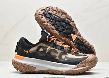 NIKE ACG Mountain FLY zimowe goretex rozmiar 40-46