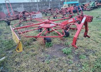 Zgrabiarka do siana Fella TS 330