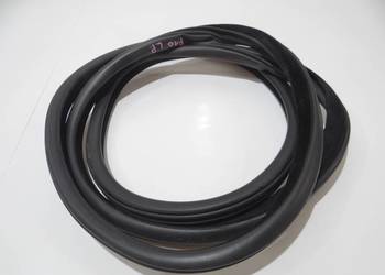 USZCZELKA DRZWI LEWY PRZÓD BMW F10