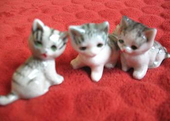 Kot - szary, uroczy kotek - porcelana - 5 x 5 x 3,5 cm Miniaturka