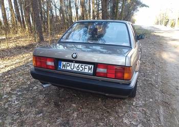 BMW e30 316i sedan