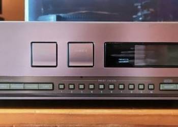 Amplituner Onkyo R-200