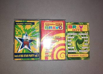 Zestaw kaset magnetofonowych z muzyką lat 90./początku 2000