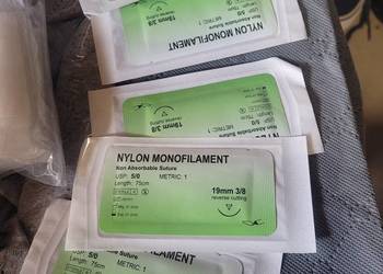 Nić chirurg. Nylonowa nowa