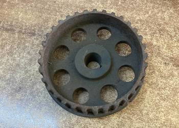 KOŁO ZĘBATE POMPY WTRYSKOWEJ VW T4 2.4 D 074130112