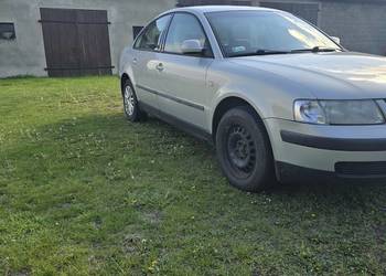 VW Passat 1.8 benzyna